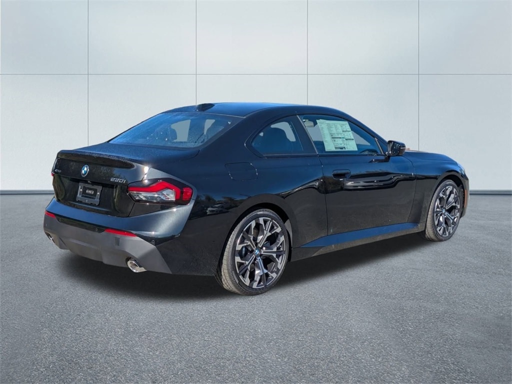 New 2025 BMW 230i xDrive Coupe