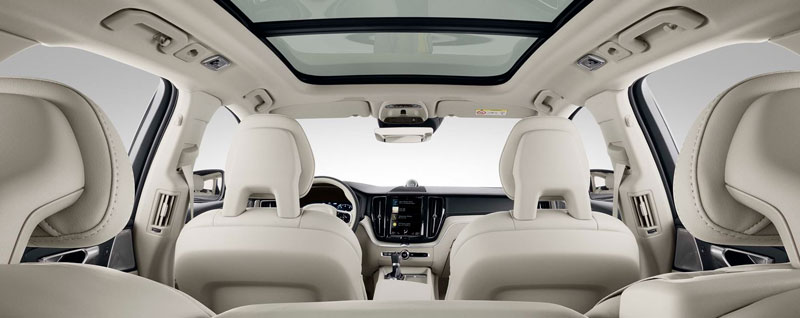 2018 Volvo XC60 Interior