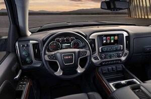 2018 GMC Sierra Interior