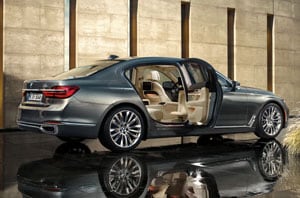 2018 BMW 7 Series Side