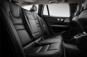 2019 Volvo V60 Exterior Rear