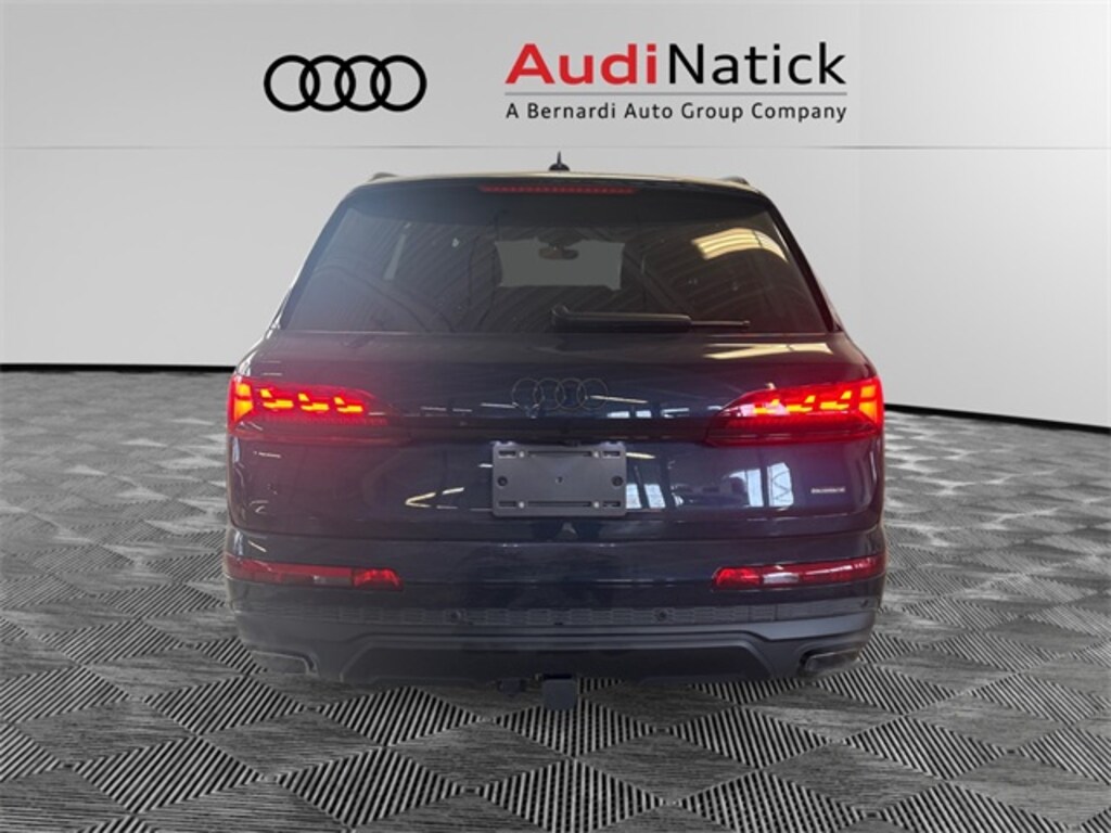 New 2026 Audi Q7 55 Prestige SUV