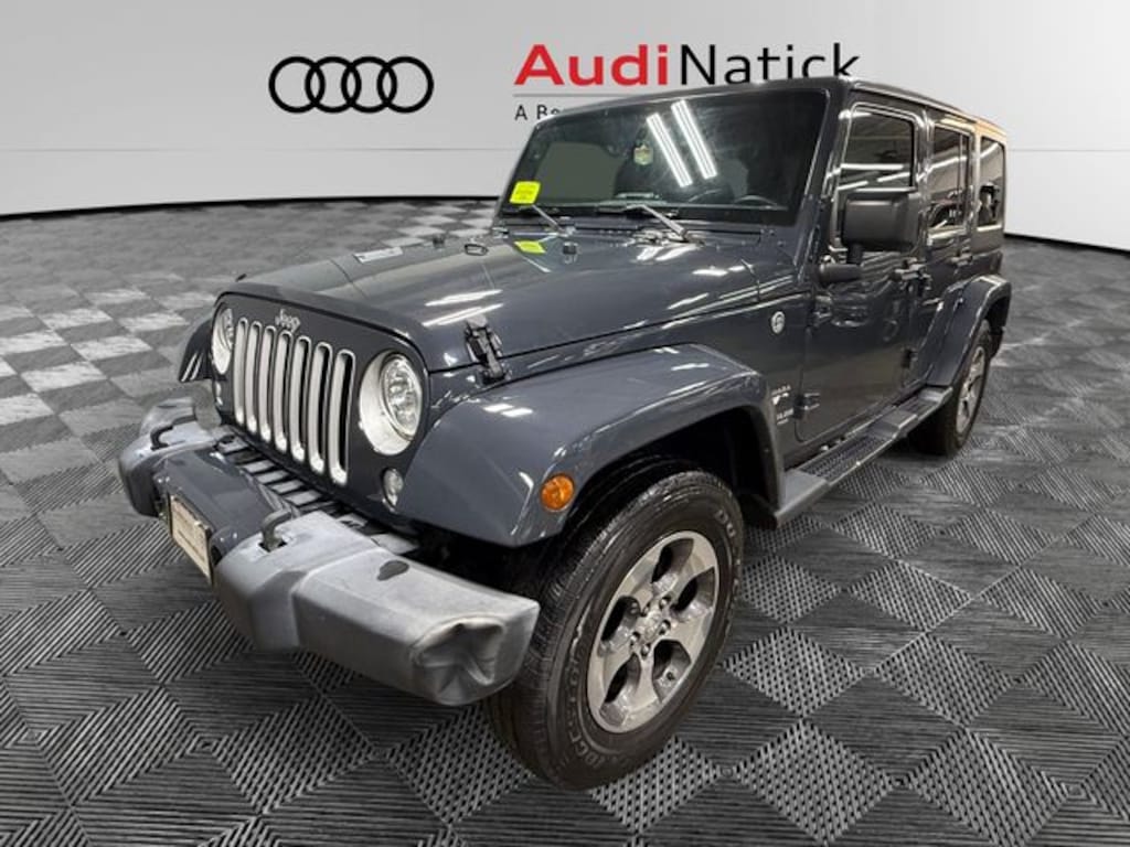 Used 2017 Jeep Wrangler Unlimited Sahara SUV