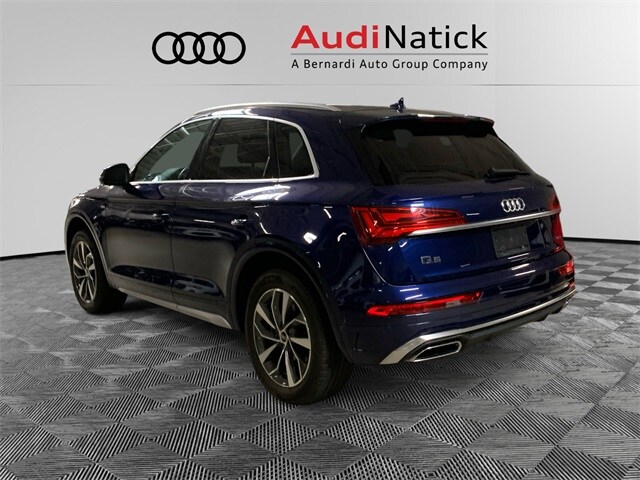 2022 Audi Q5 45 S line Premium Plus photo 3