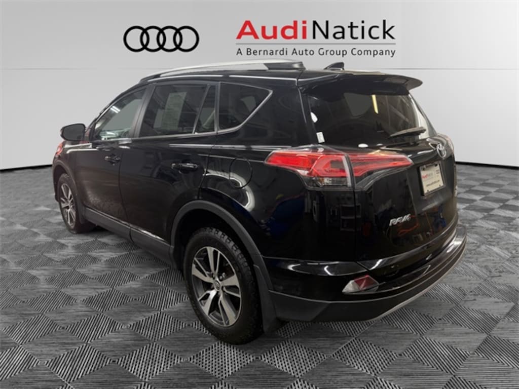 Used 2018 Toyota RAV4 XLE SUV