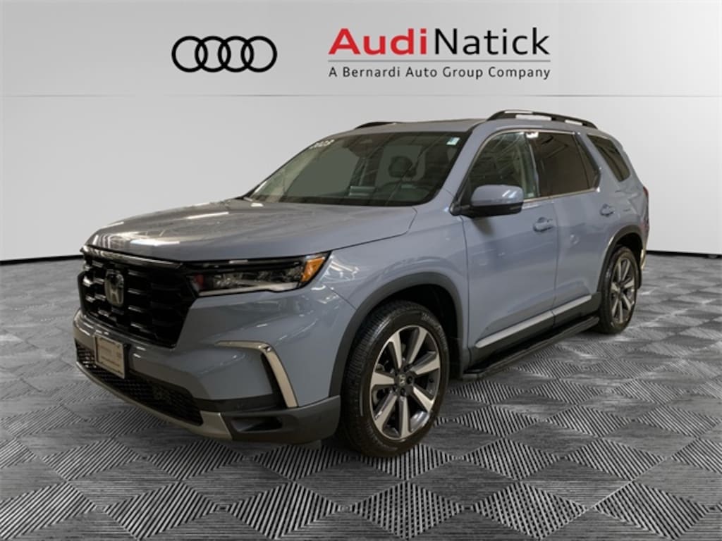 Used 2023 Honda Pilot Touring SUV