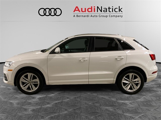 2017 Audi Q3 Premium photo 2