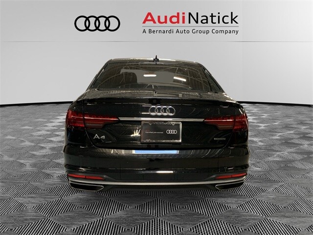 2024 Audi A4 45 S line Premium Plus photo 4