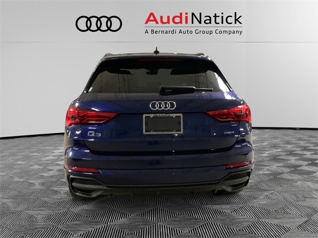 2023 Audi Q3 S line Premium Plus photo 4