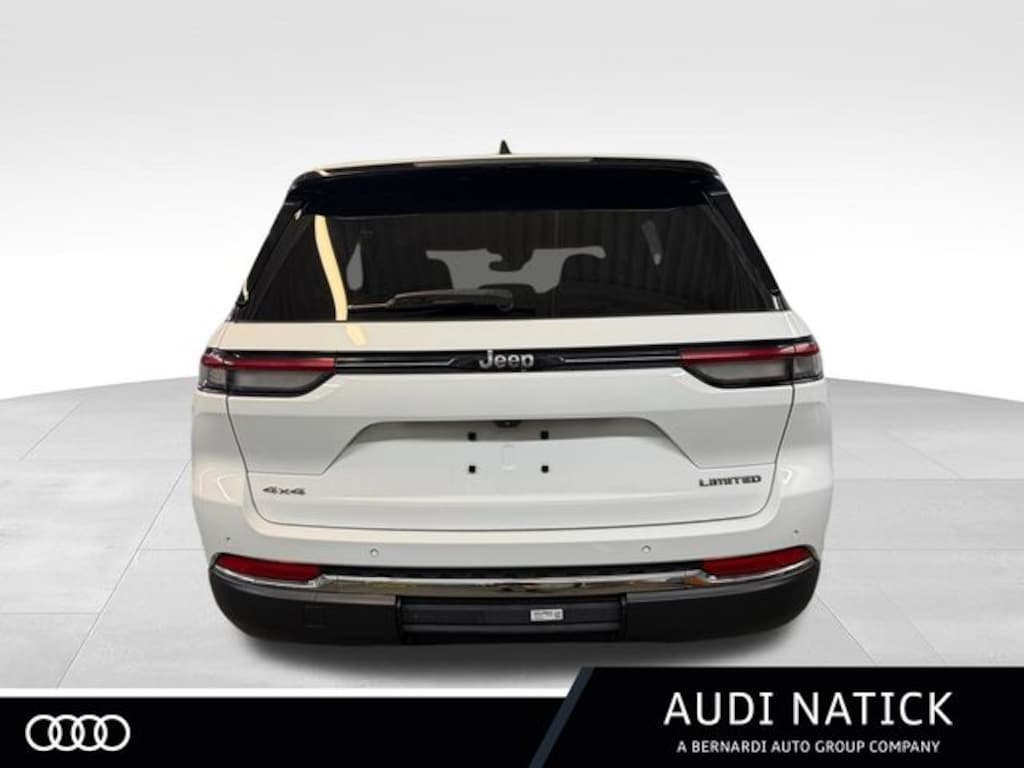Used 2023 Jeep Grand Cherokee Limited SUV
