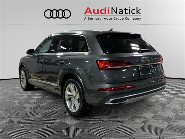 2022 Audi Q7 55 Premium Plus photo 3