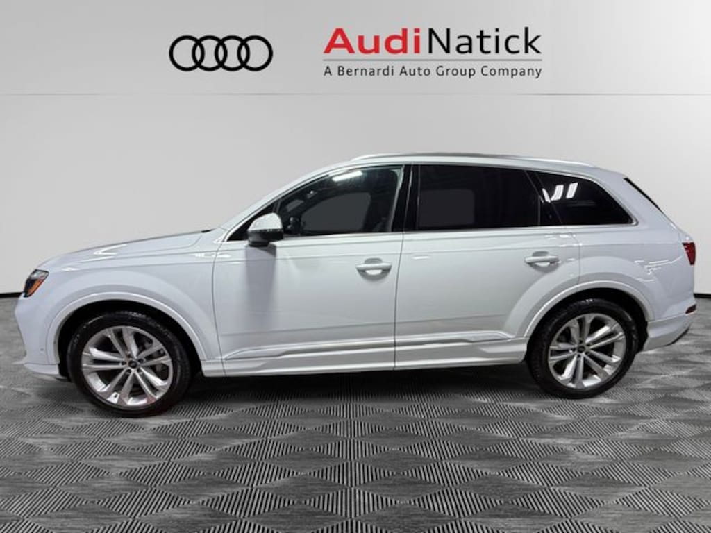 Certified 2025 Audi Q7 55 Premium Plus SUV