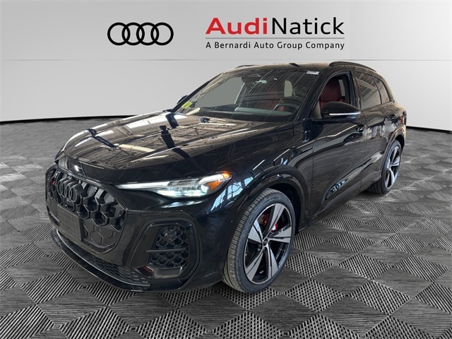 2025 Audi New SQ5 Premium Plus's photo