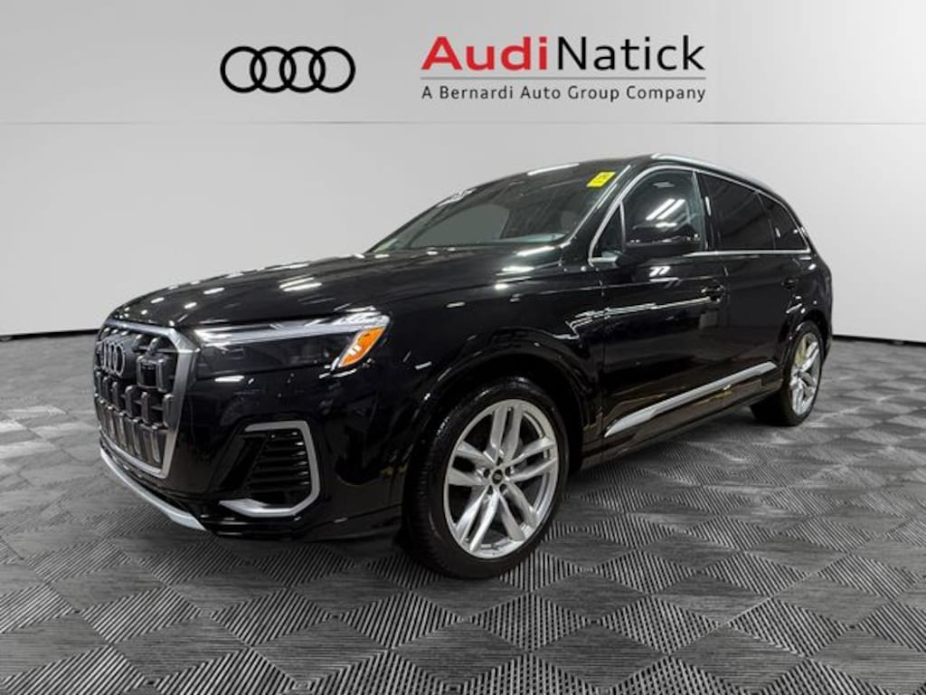 Certified 2025 Audi Q7 55 Premium Plus SUV
