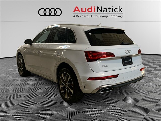 2022 Audi Q5 45 S line Premium photo 3