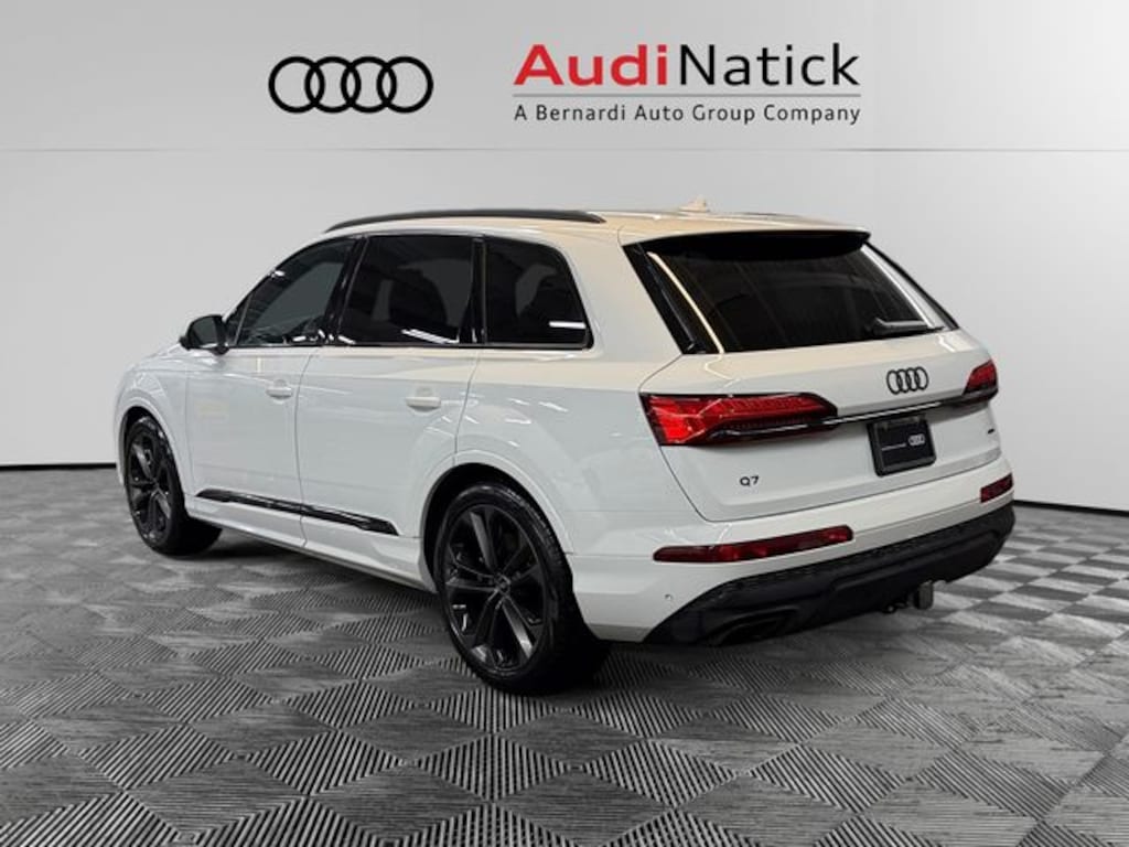 Certified 2025 Audi Q7 55 Premium Plus SUV