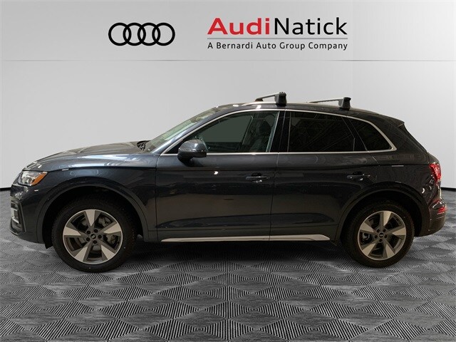 2023 Audi Q5 40 Premium photo 2