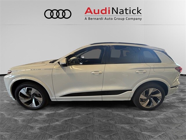 2025 Audi Q6 E-tron Premium Plus photo 2