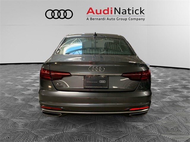 2023 Audi A4 45 S line Premium Plus photo 4