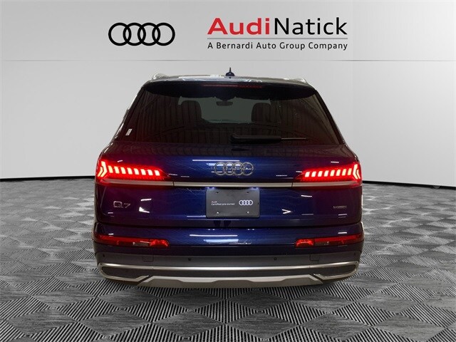 2022 Audi Q7 55 Premium Plus photo 3