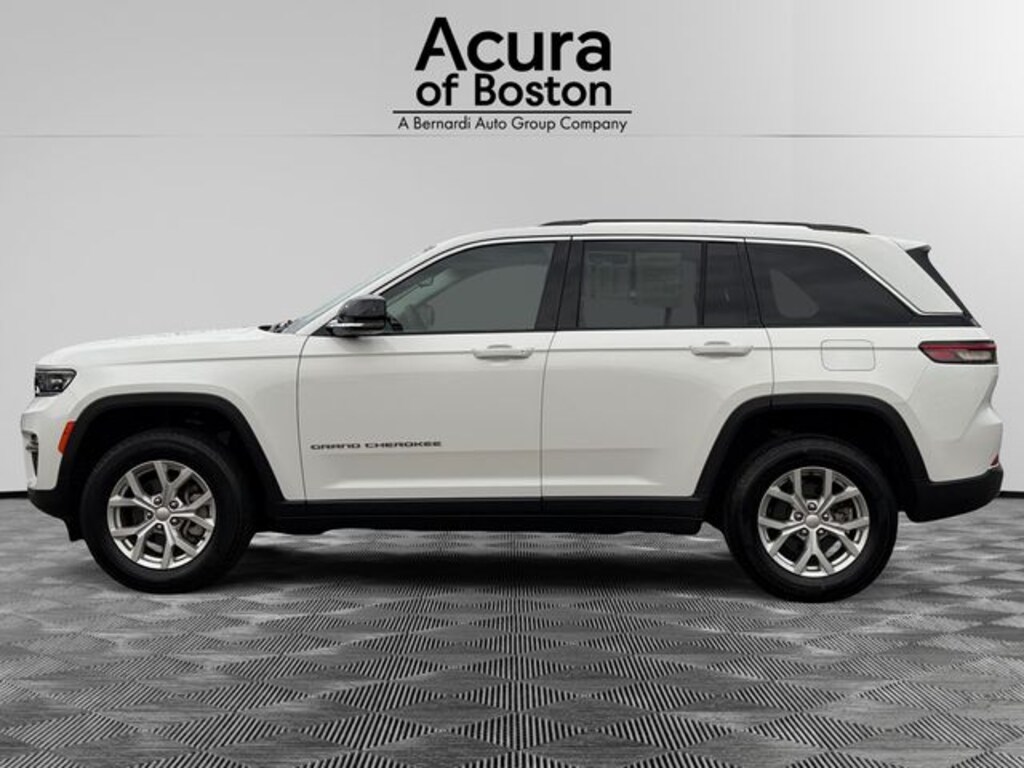 Used 2023 Jeep Grand Cherokee Limited SUV