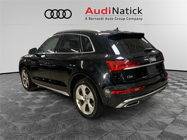 2022 Audi Q5 45 S line Premium Plus photo 3