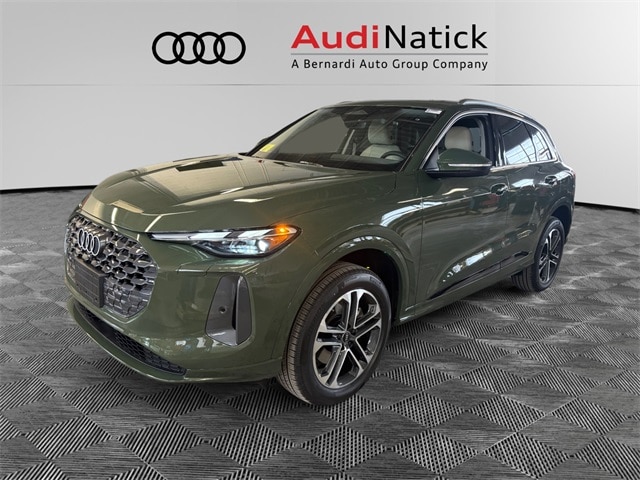 2025 Audi New Q5 Premium's photo