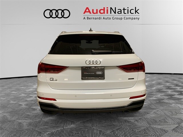 2023 Audi Q3 S line Premium Plus photo 3