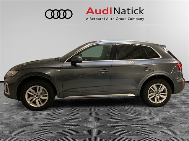 2022 Audi Q5 45 S line Premium photo 2