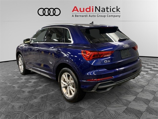 2025 Audi Q3 S line Premium photo 3