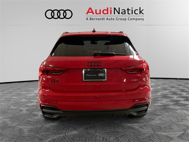 2023 Audi Q3 S line Premium Plus photo 4