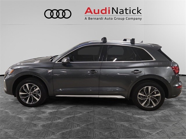 2023 Audi Q5 45 S line Premium Plus photo 2