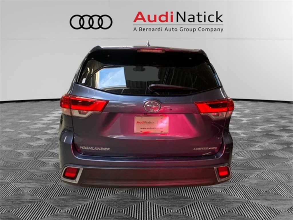 Used 2019 Toyota Highlander Limited SUV