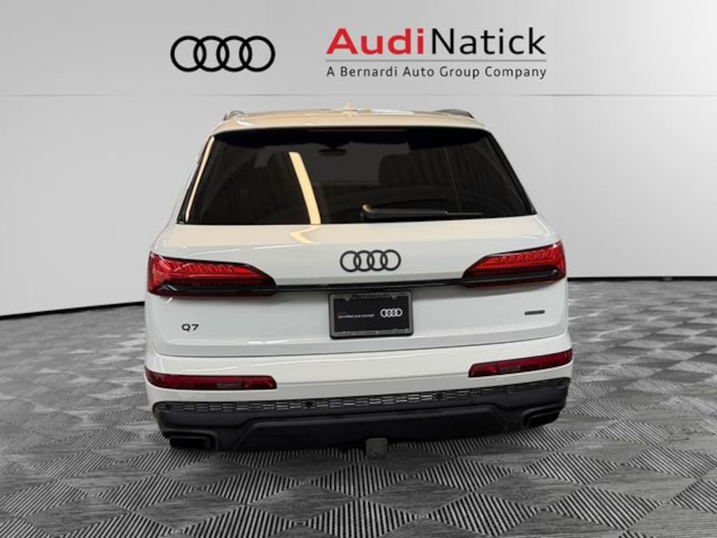 Certified 2025 Audi Q7 55 Premium Plus SUV