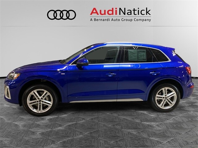 2024 Audi Q5 S line 55 Premium Plus photo 2