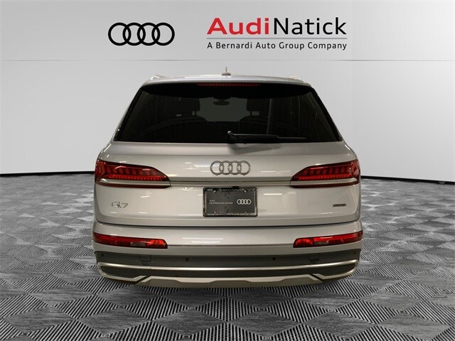 2022 Audi Q7 55 Premium Plus photo 4