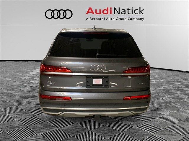 2023 Audi Q7 55 Premium Plus photo 4