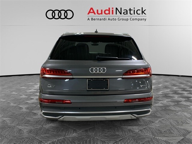 2022 Audi Q7 55 Premium Plus photo 4