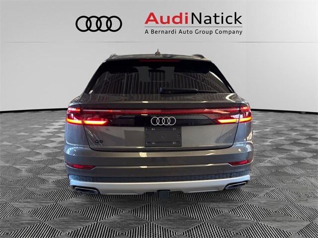 2025 Audi Q8 55 Premium Plus photo 4
