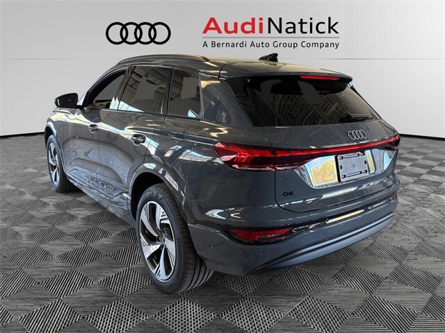 2025 Audi Q6 E-tron Premium photo 3