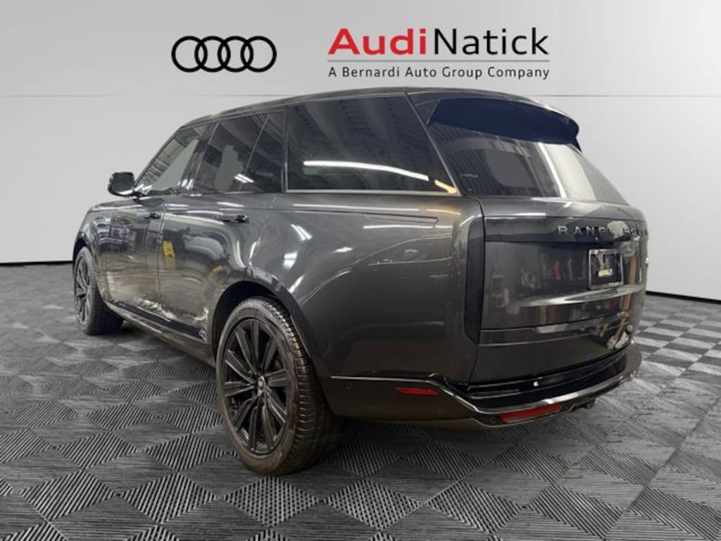 Used 2023 Land Rover Range Rover SE SUV
