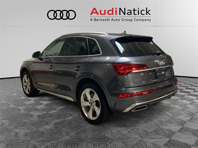 2022 Audi Q5 45 S line Premium photo 3