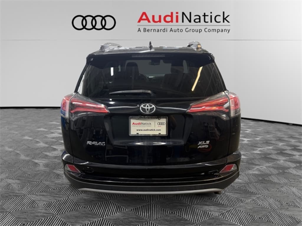 Used 2018 Toyota RAV4 XLE SUV