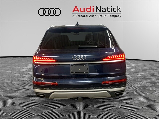 2025 Audi Q7 45 Premium photo 4
