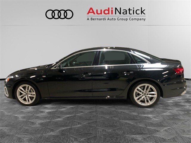 2023 Audi A4 45 S line Premium Plus photo 2