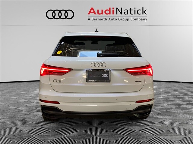 2022 Audi Q3 S line Premium Plus photo 4