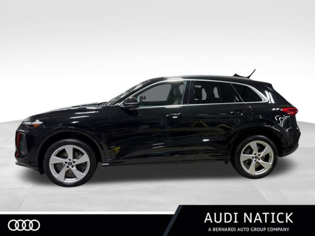 Certified 2025 Audi Q5 2.0T Premium Plus SUV