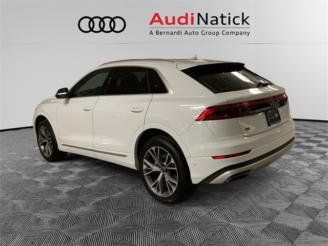 2025 Audi Q8 55 Premium photo 3