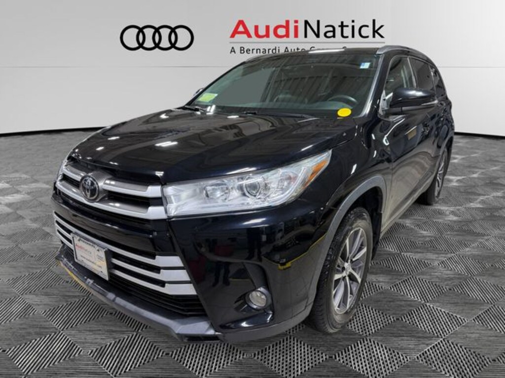 Used 2019 Toyota Highlander XLE SUV