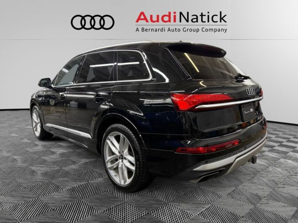 Used 2025 Audi Q7 55 Premium Plus SUV